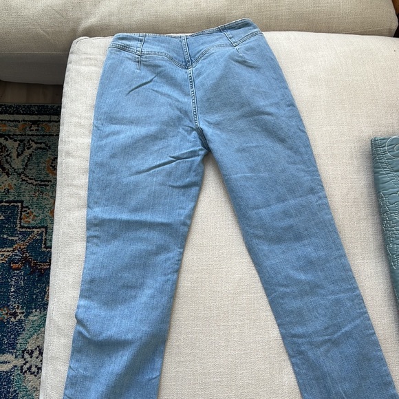Jeans. - Picture 3 of 3